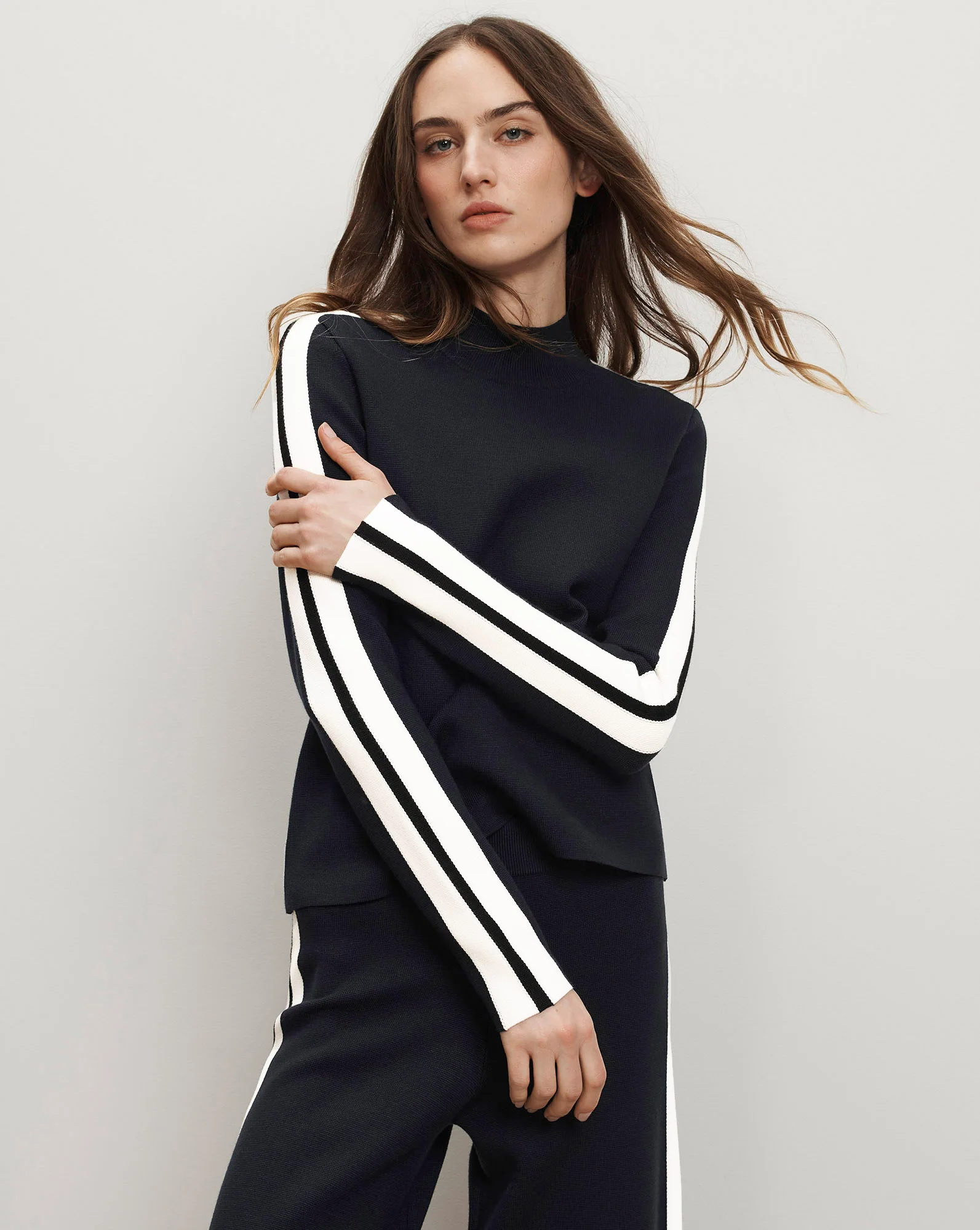 Asante Knit Pullover
