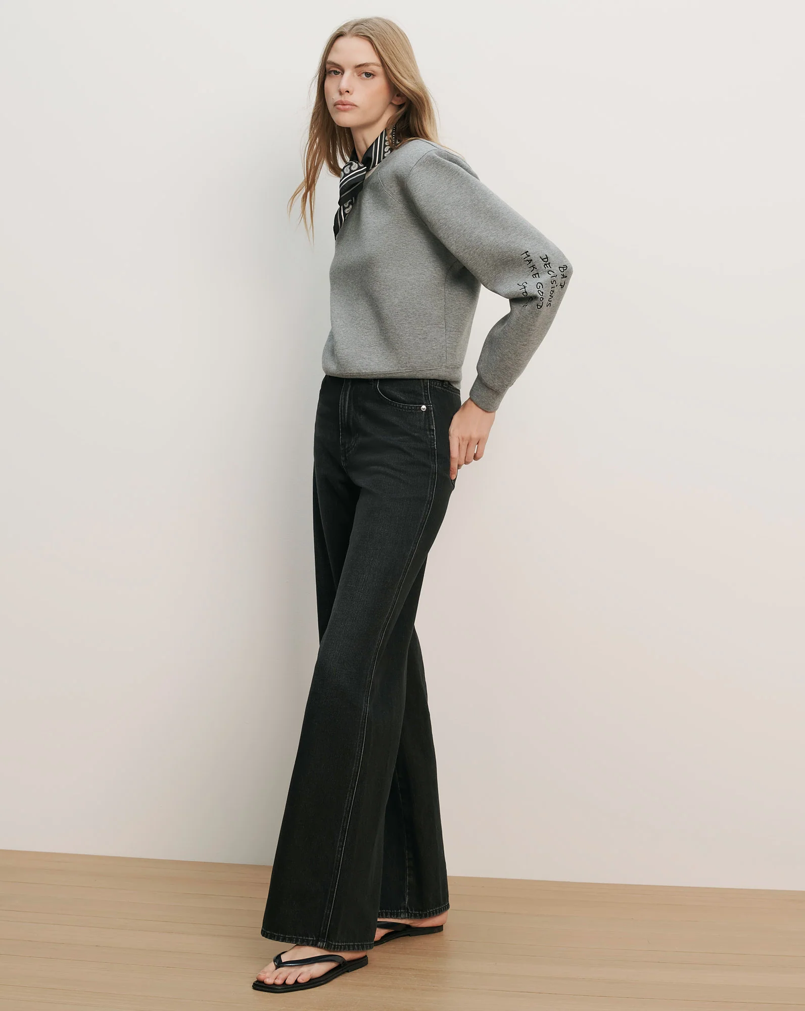 Beaumont Embroidered Sweatshirt - Image 2