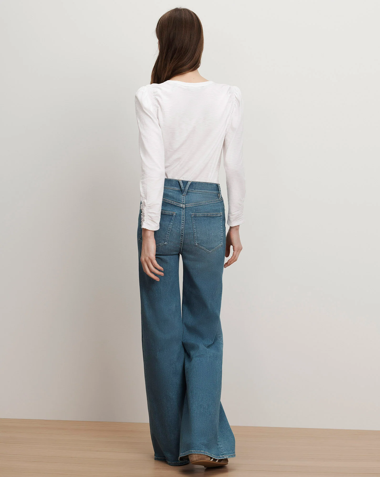Bouvet Smocked-Shoulder T-Shirt - Image 4