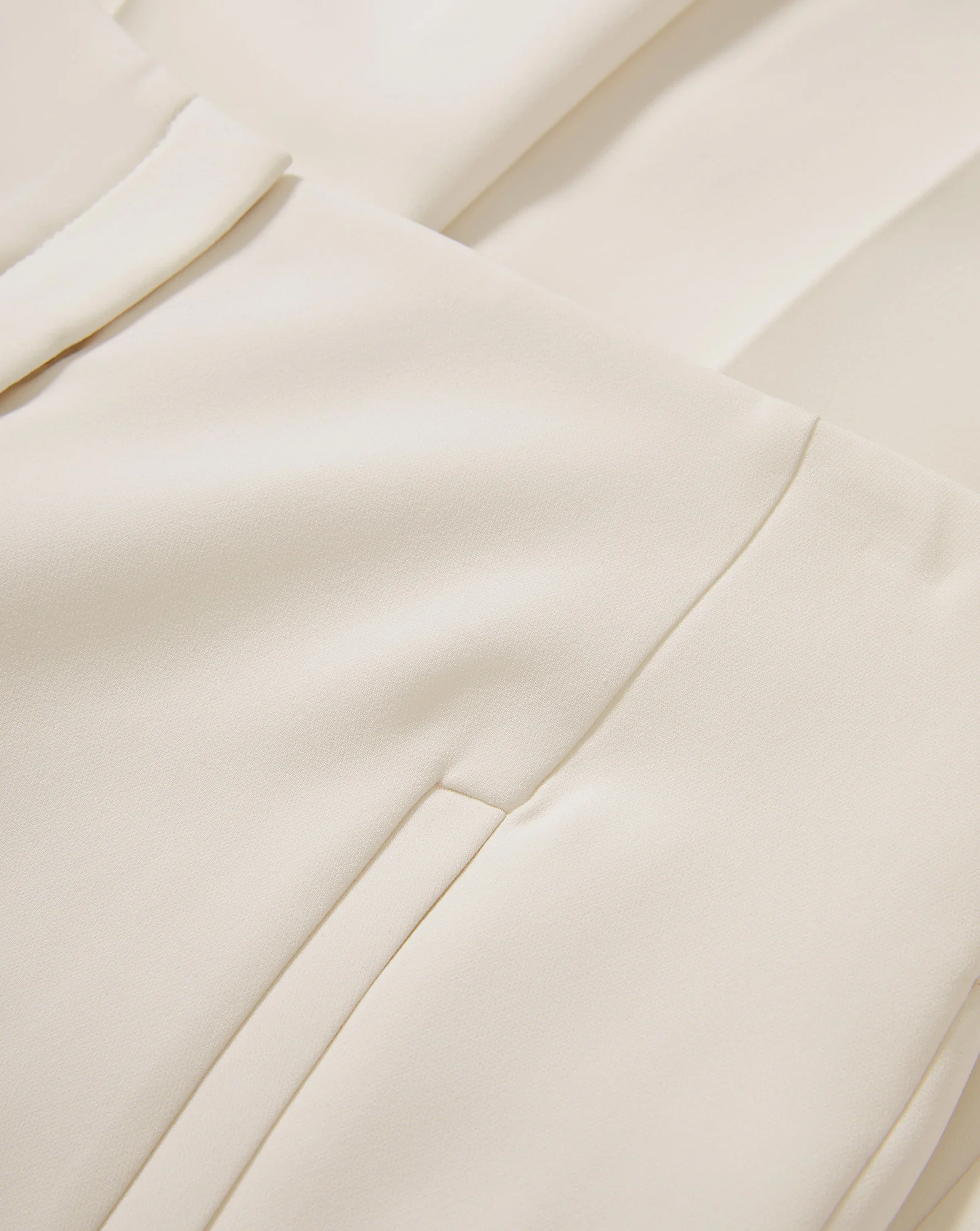 Carys Cropped Pant - Image 3