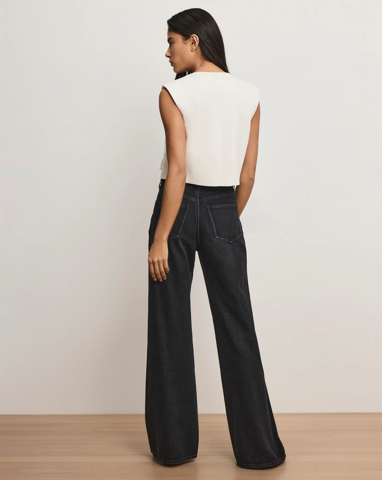 Cliffwood Cropped Vest - Image 4