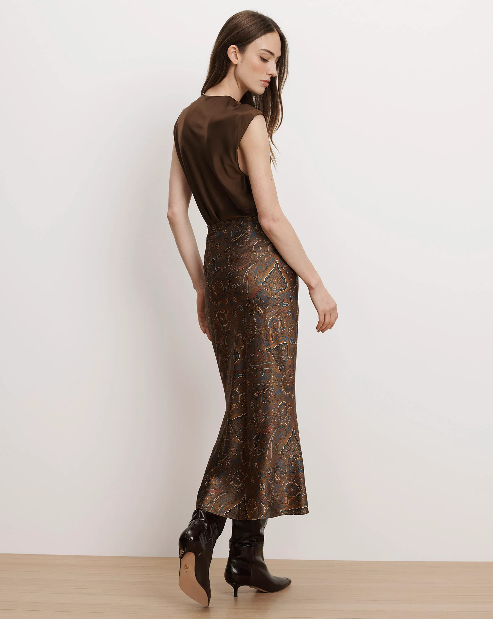 Clover Paisley Midi Skirt - Image 5