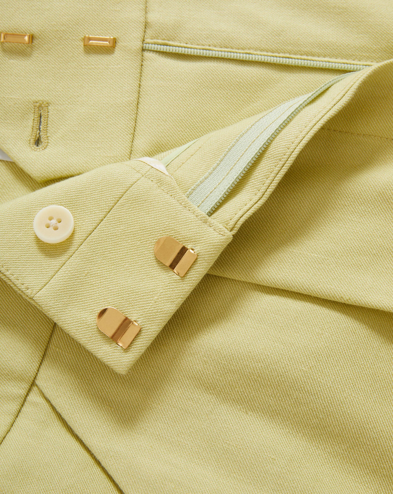 Haina Pleated Short - Image 4