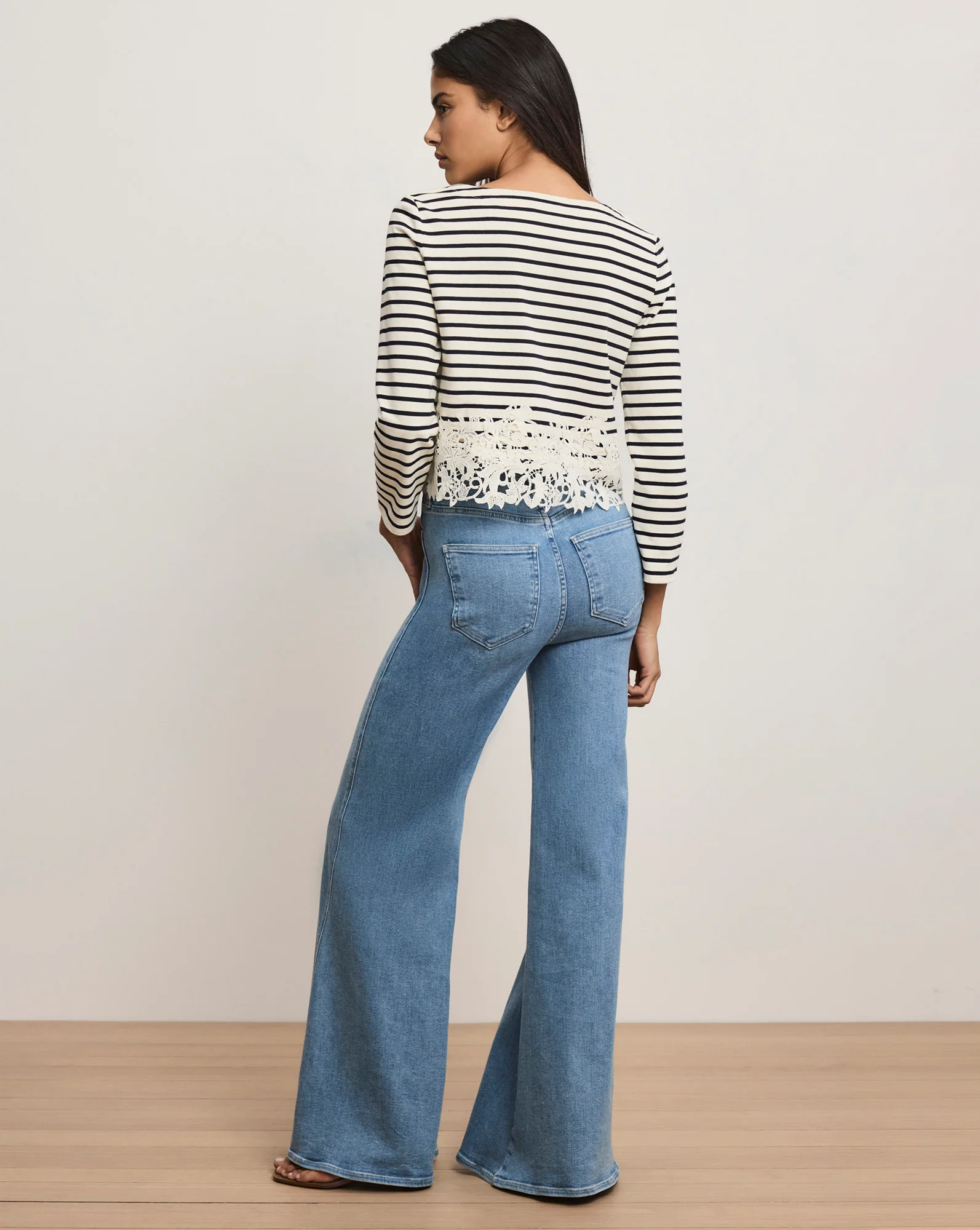 Hovey Striped Lace T-Shirt - Image 4