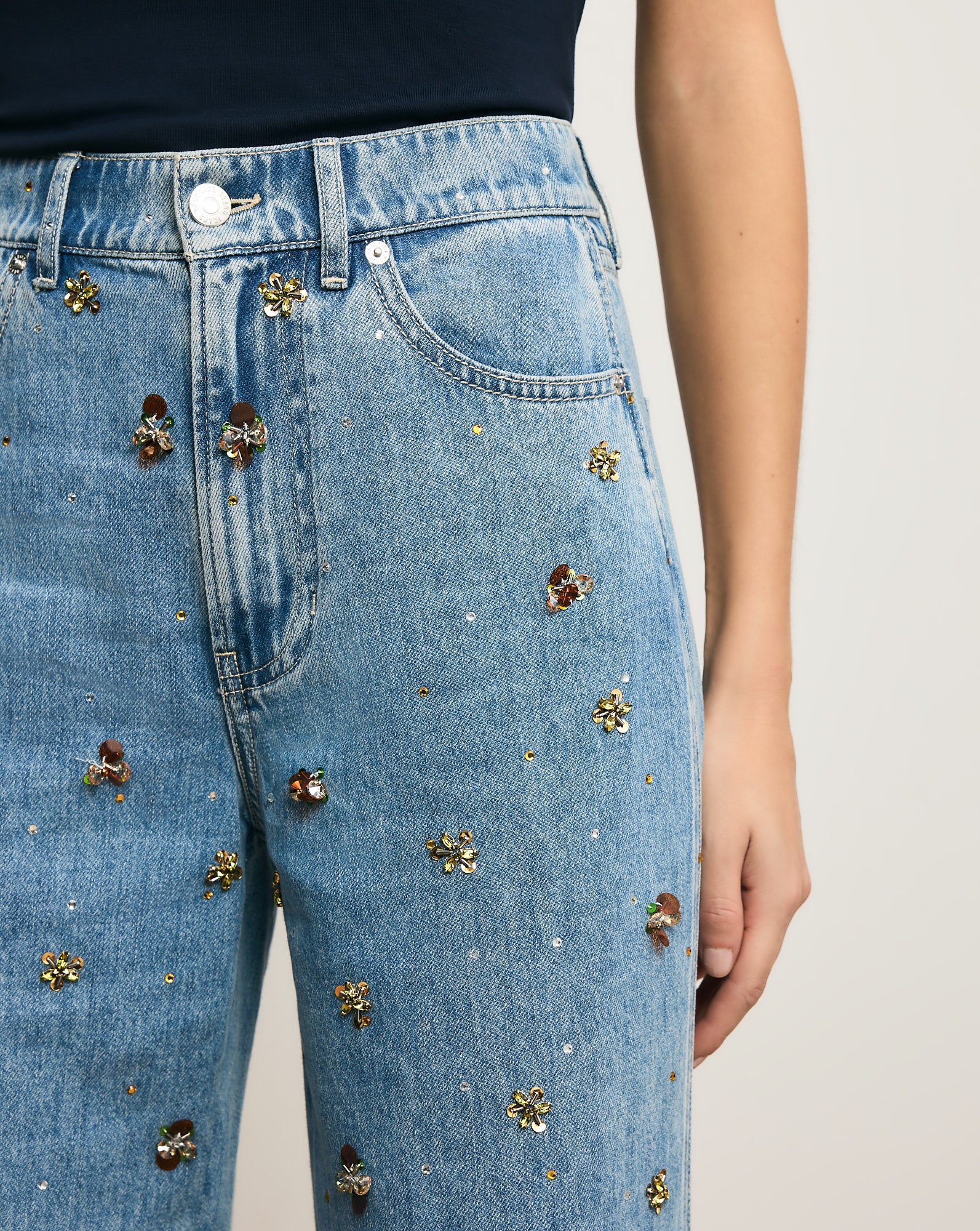 Kasey Embellished Wide-Leg Jean - Image 5