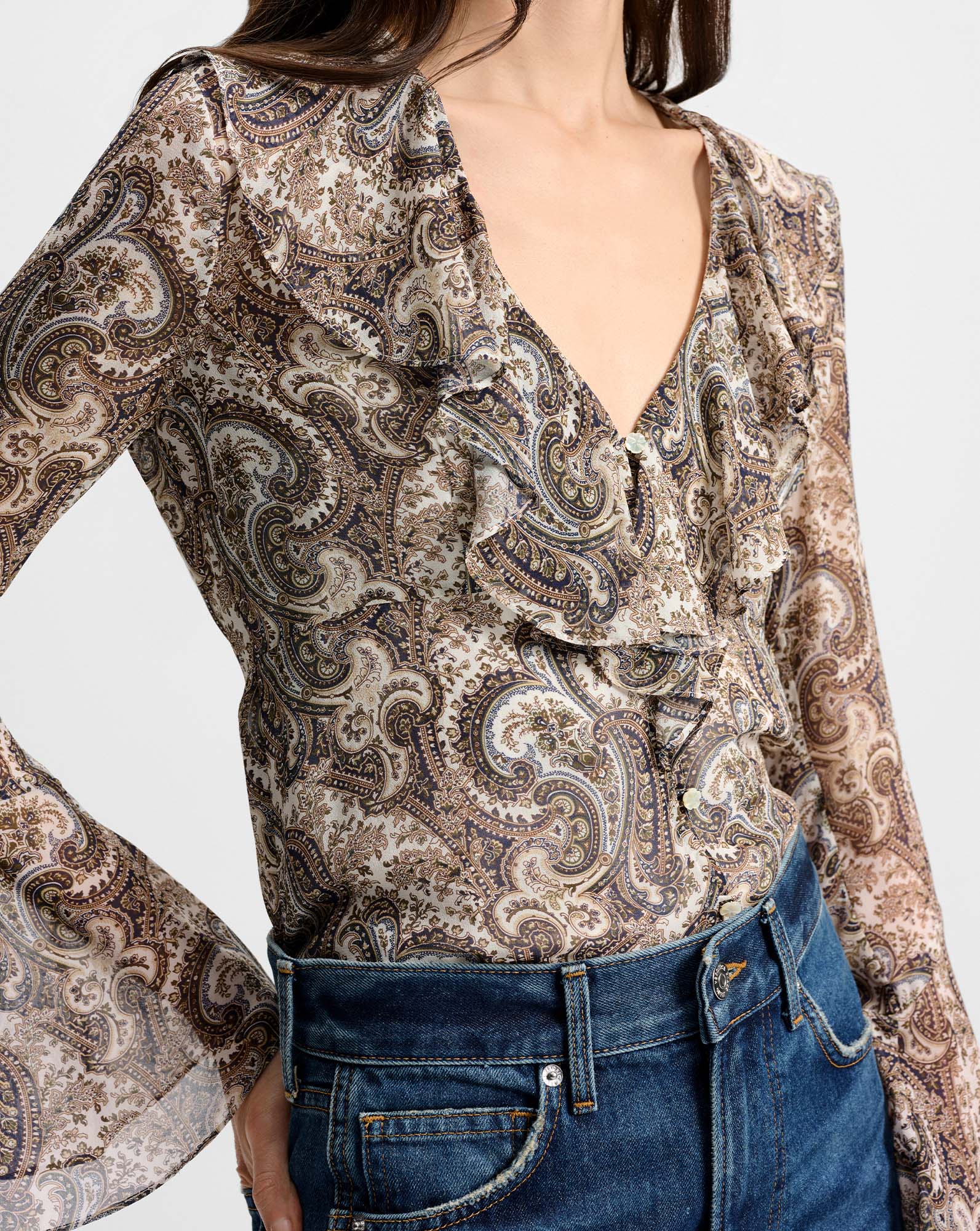 Kyrie Silk Blouse - Image 5