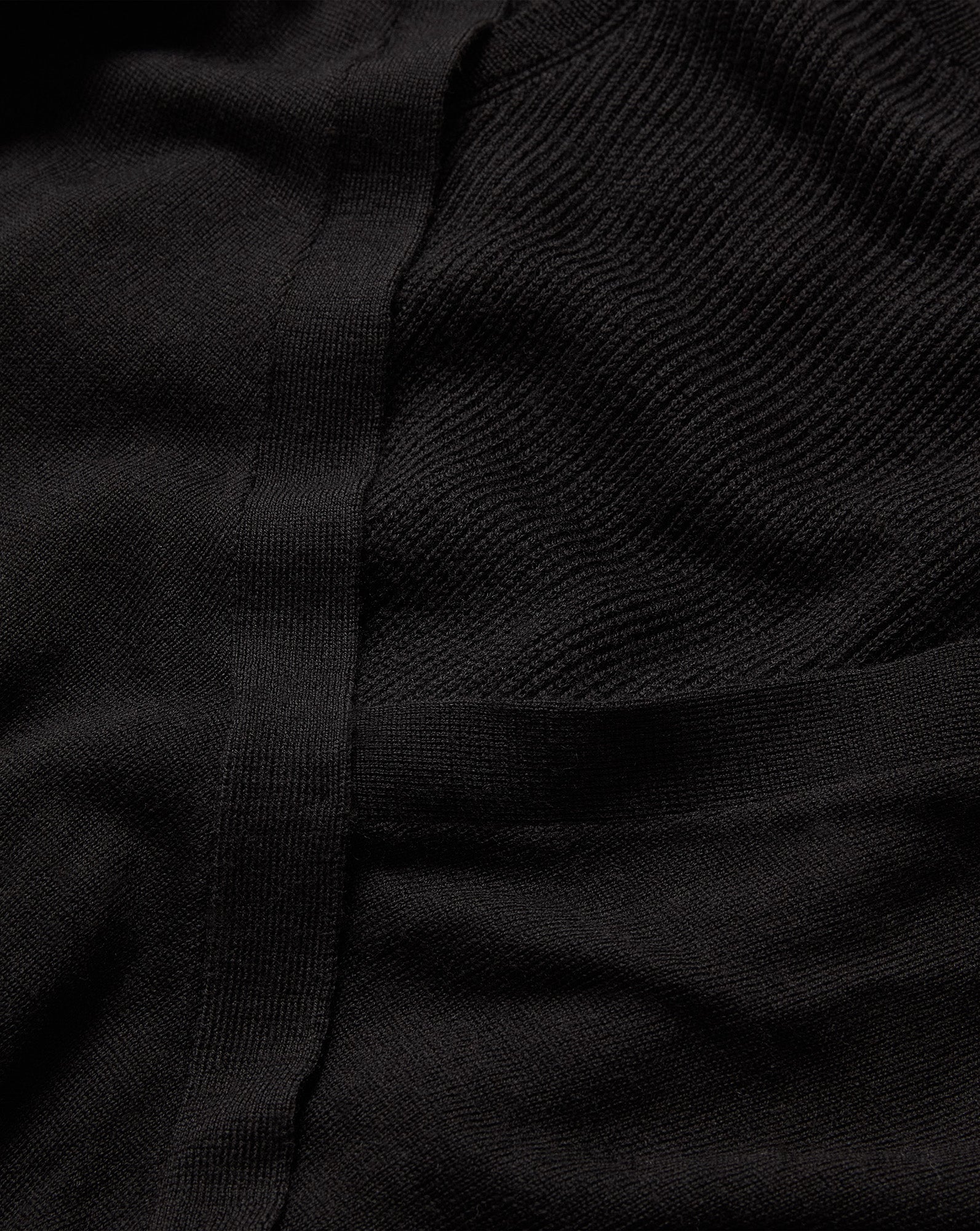 Lolasee Merino Wool Pullover - Image 3