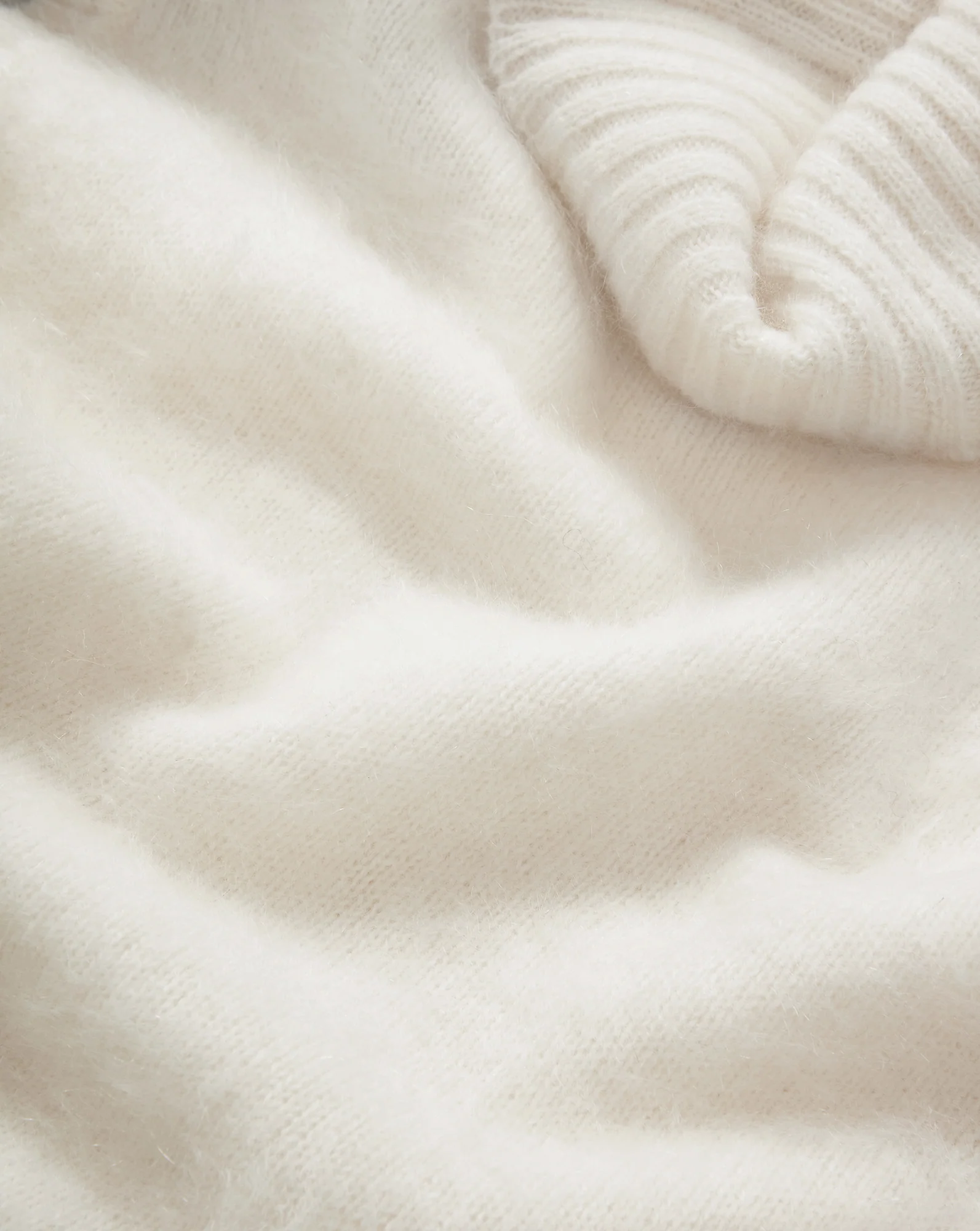 Mazzy Brushed Cashmere Sleeveless Sweater - Image 3