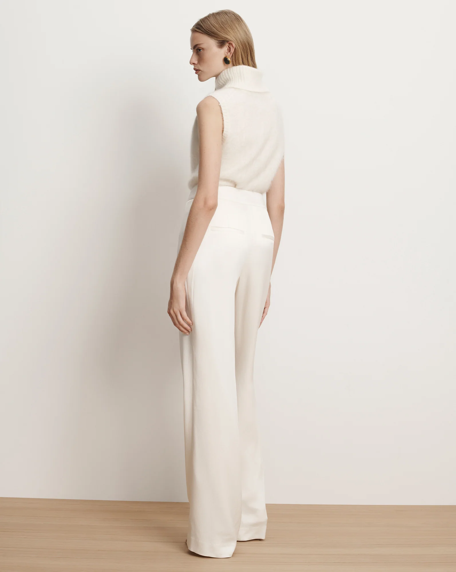 Mazzy Brushed Cashmere Sleeveless Sweater - Image 4