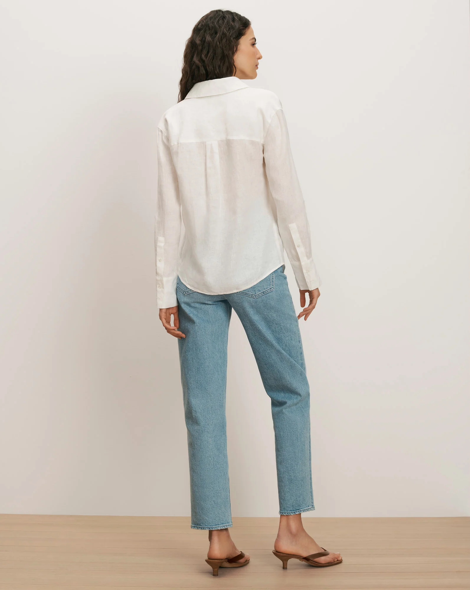 Perezzi Linen Button-Down Shirt - Image 4