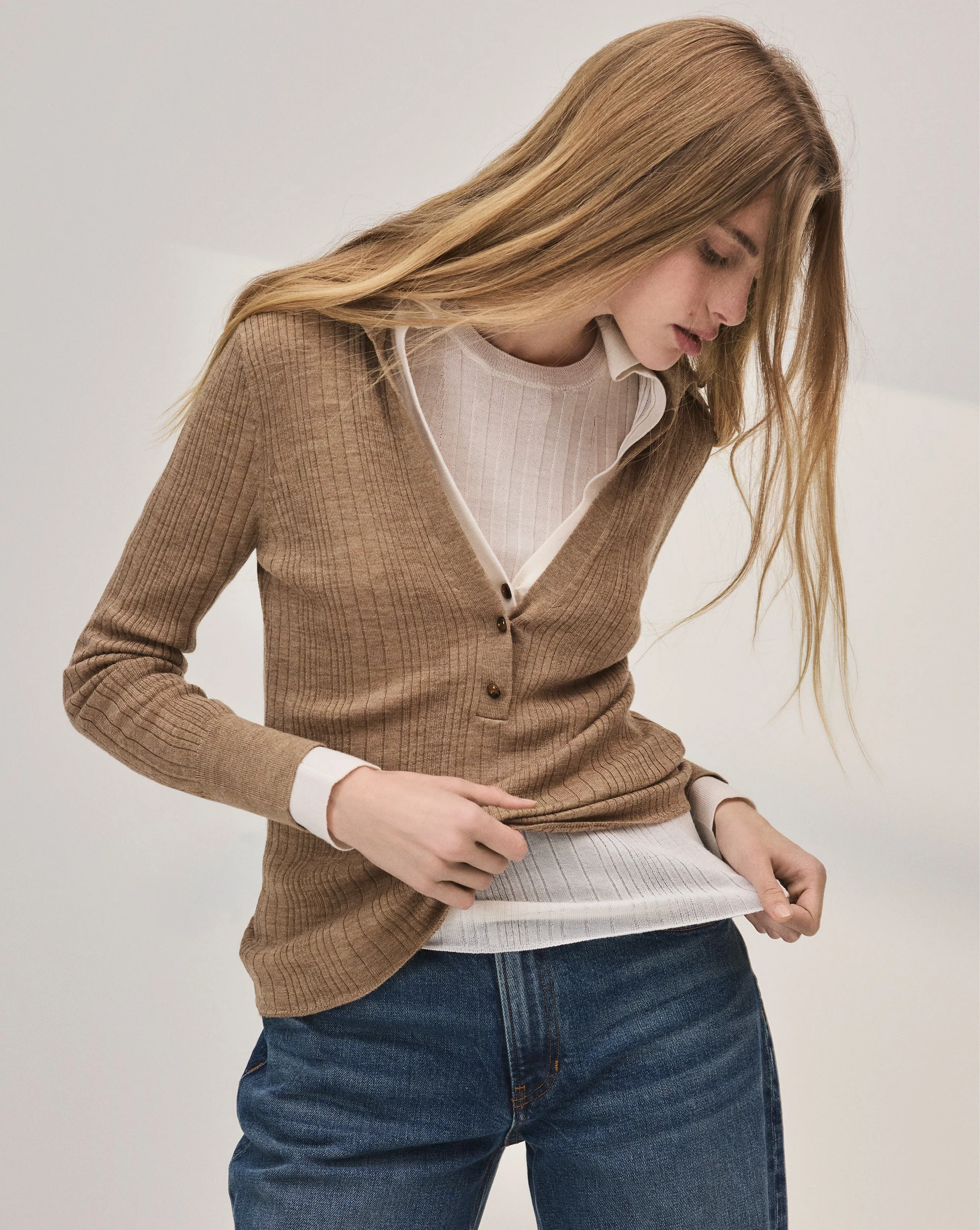Rouni Merino Wool Pullover - Image 5