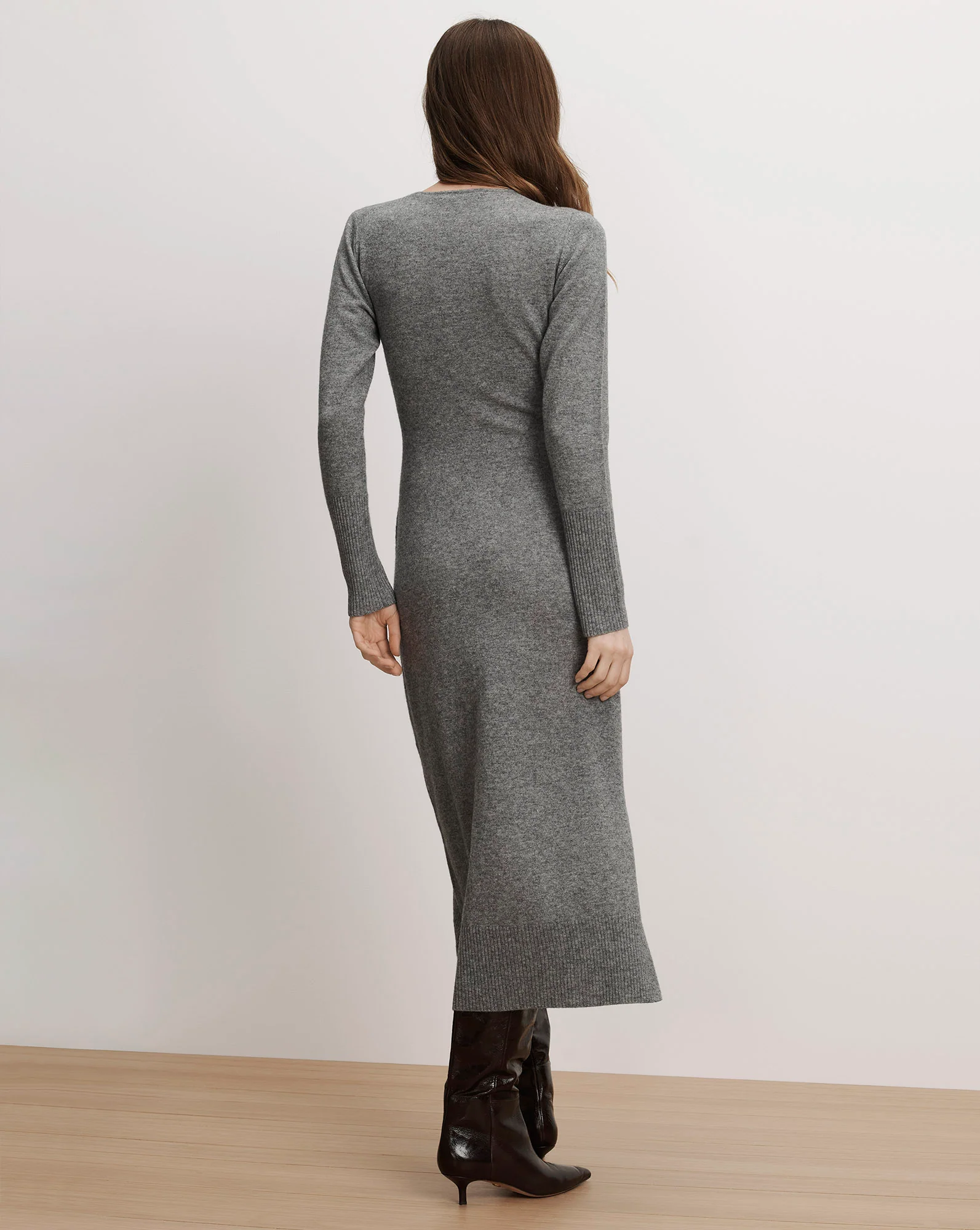 Salomez Wrap Midi Dress - Image 4