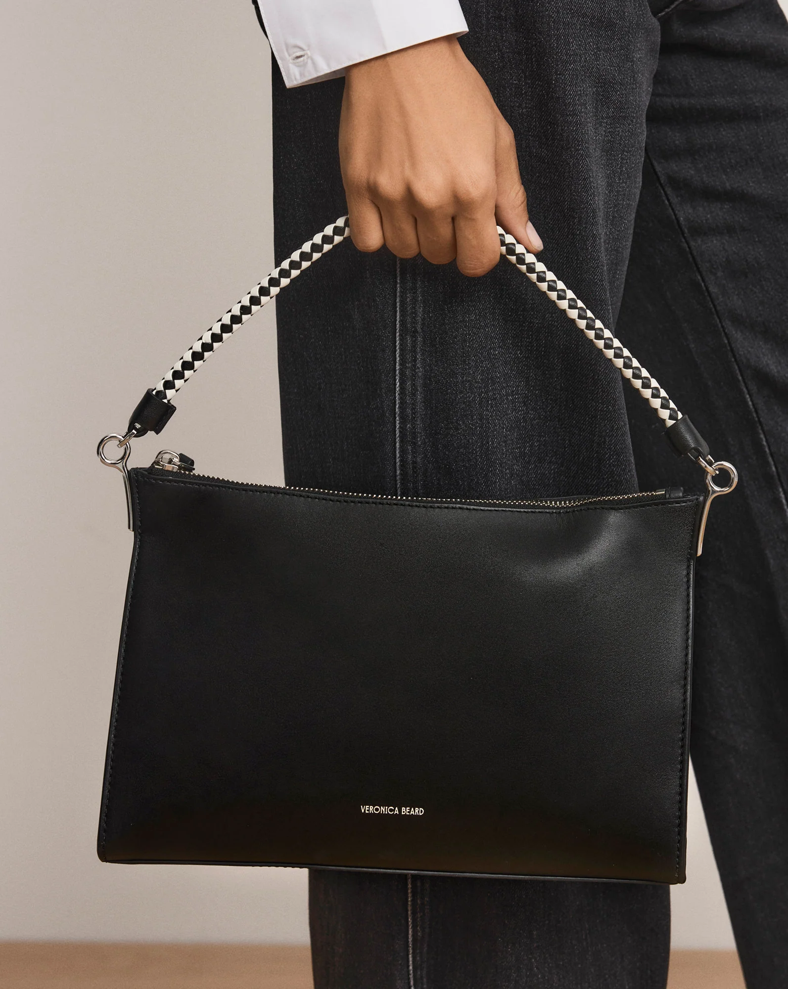 Small Vida Shoulder Bag - Image 2