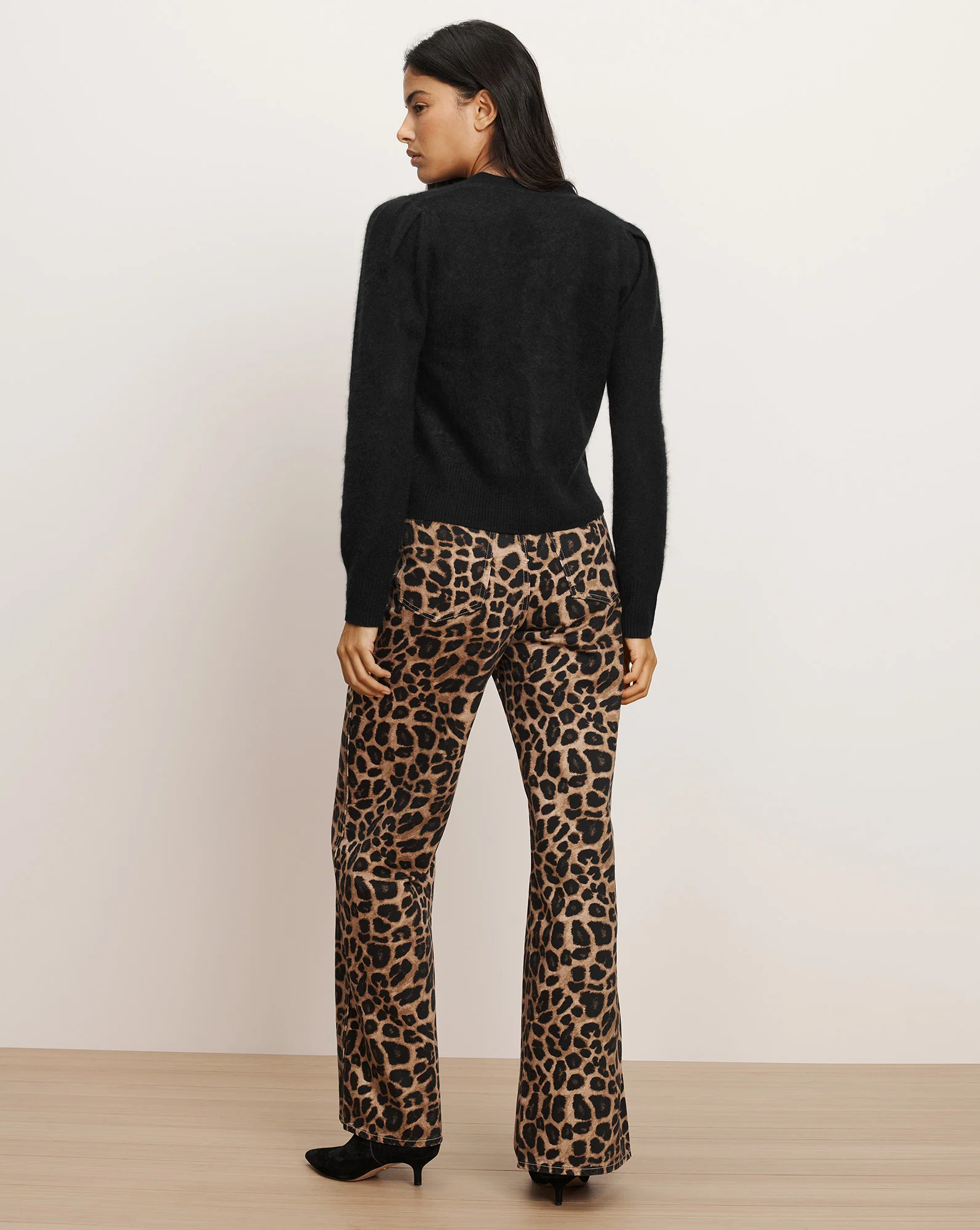 Solene Brushed Cashmere Cardigan - Image 3