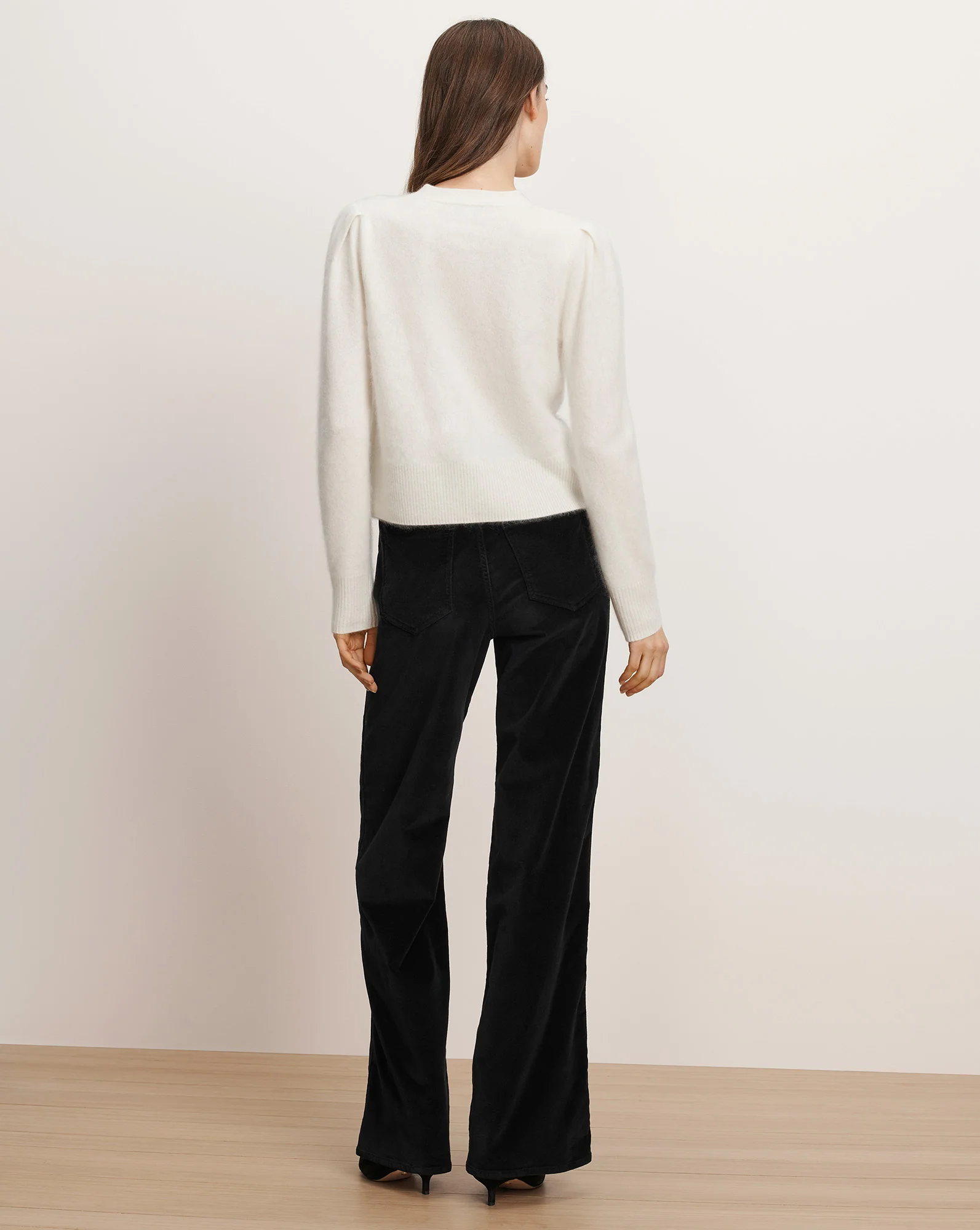 Solene Brushed Cashmere Cardigan - Image 4