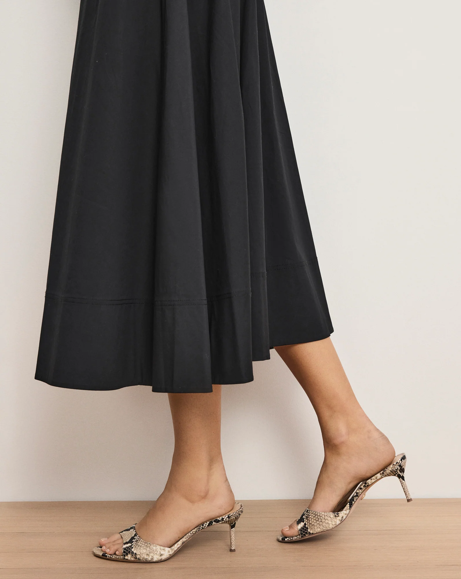 Tia Leather Sandal - Image 2