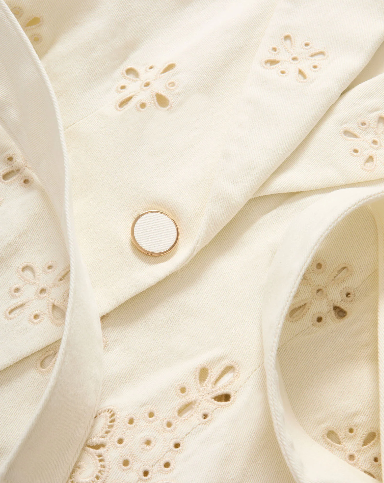 Townes Eyelet Vest - Image 3